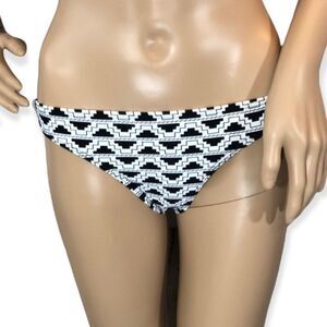 Beach Babe Australia High Leg Bikini Bottoms NWT 4